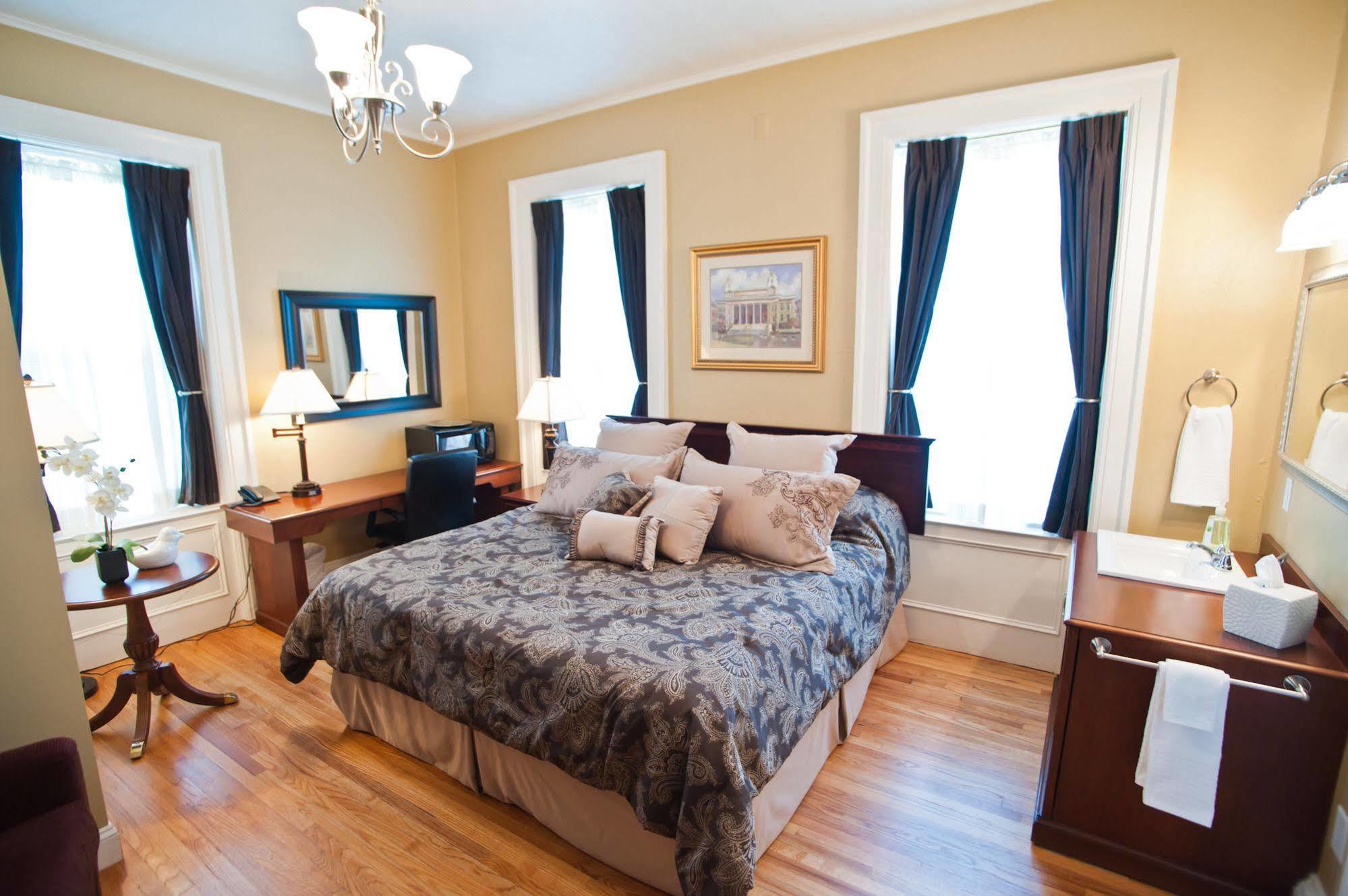 Beacon Hotel Oswego Kültér fotó