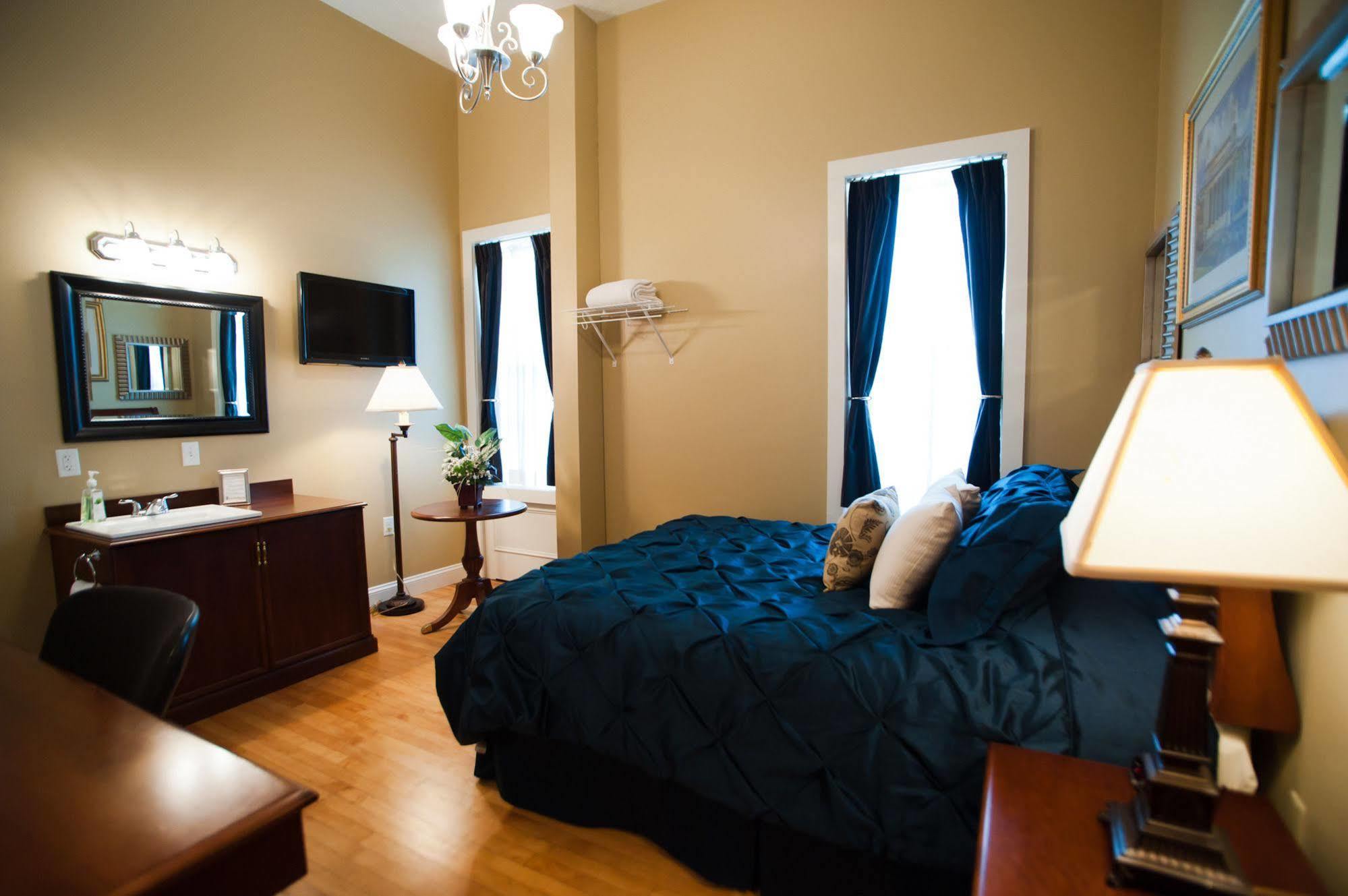 Beacon Hotel Oswego Kültér fotó
