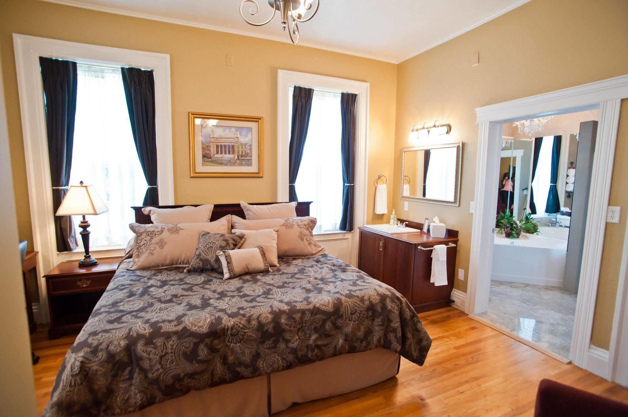Beacon Hotel Oswego Kültér fotó